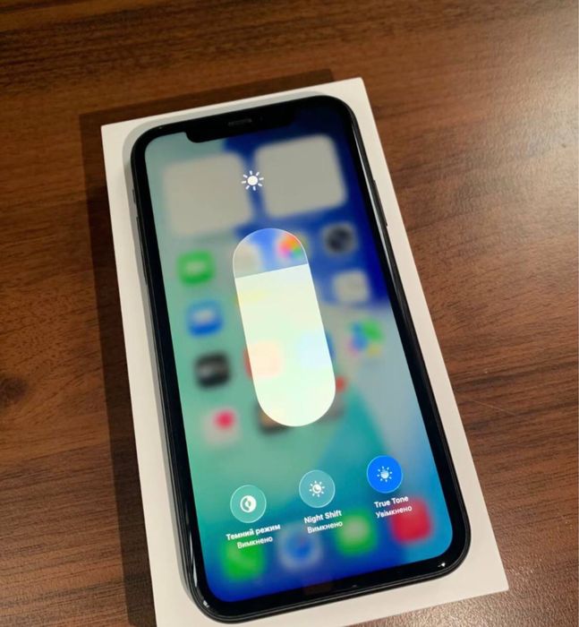 Продам айфон 11 в хорошем состоянии