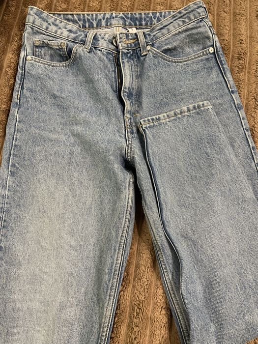 Джинси моми, майже нові.