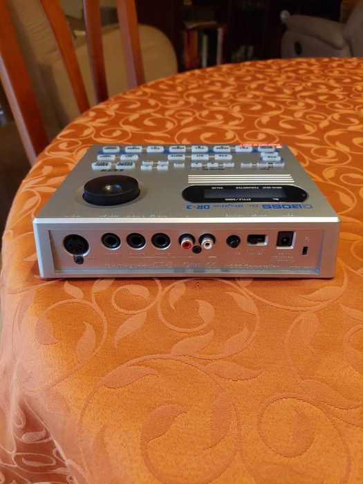 Caixa de Ritmos..DR-3 da BOSS  em perfeito estado de funcionamento