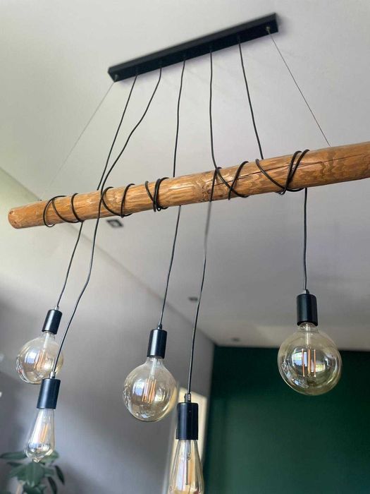 Lampa wisząca drewniana belka