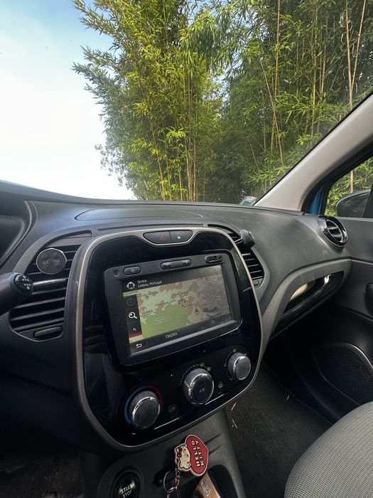 Renault Captur — fotografia 6