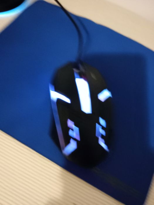 Sprzedam laptopa bez systemu operacyjnego Windows 10