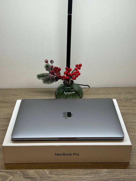 MacBook Pro 13” 2020 M1