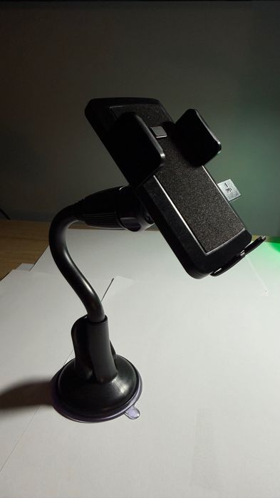 Uchwyt do telefonu na szybę POSS