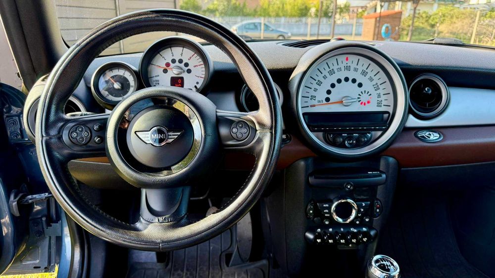 Mini Cabrio Cooper D Nacional