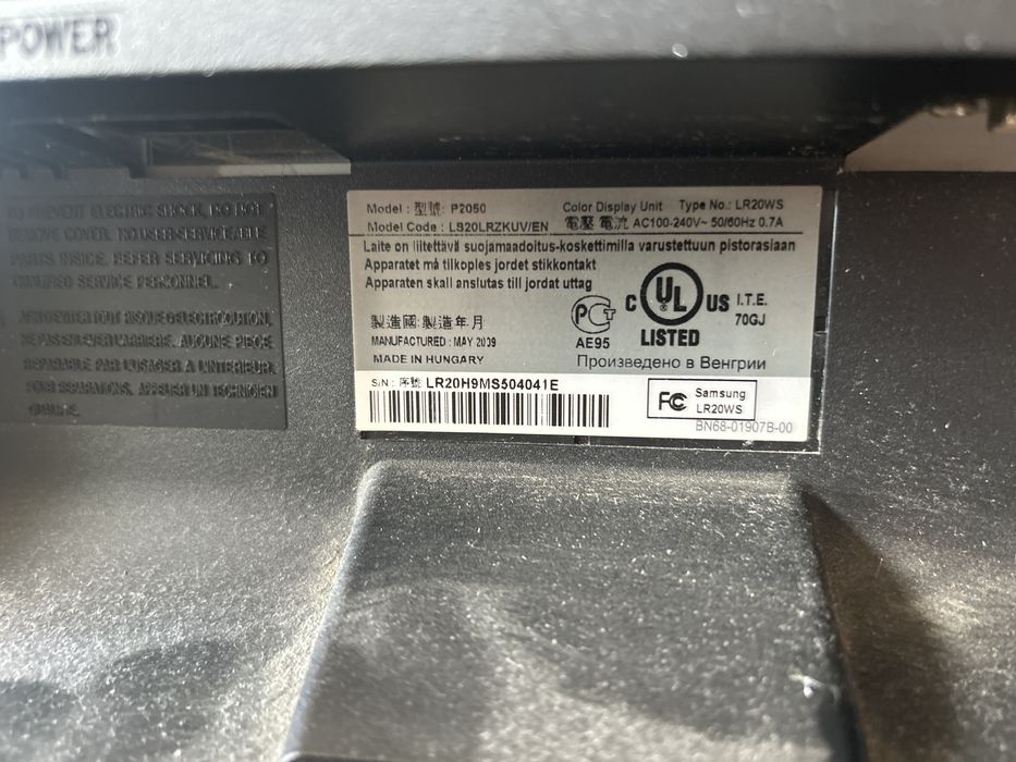 Monitor samsung P2050