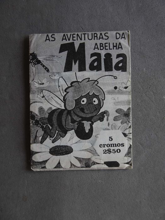 Carteira de cromos fechada As aventuras da Abelha Maia (cinzenta)
