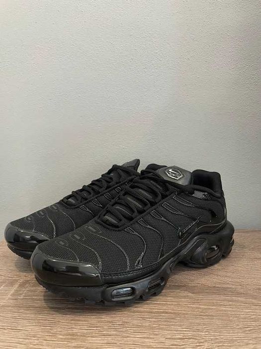 Nike Air Max TN Plus Czarny r.37,5