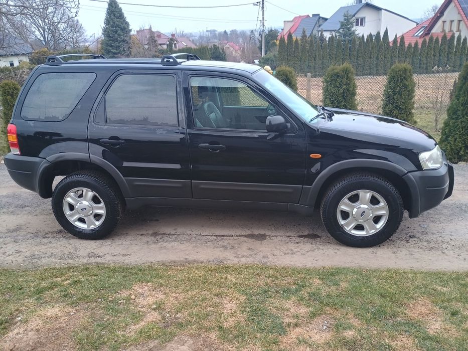 Sprzedam Ford Maverick 2.0 B+G 4×4