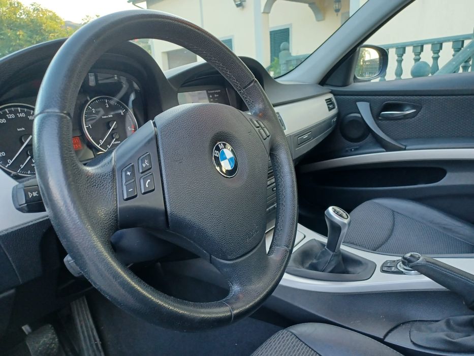 BMW 318 D NAVEGATION, ANO 2009 ESTADO Impecável de garagem