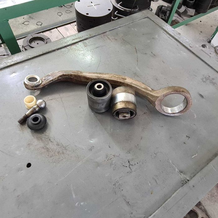 Сайлентблок задней балки Volkswagen Passat B5 (Пассат Б 5) с ГАРАНТИЕЙ