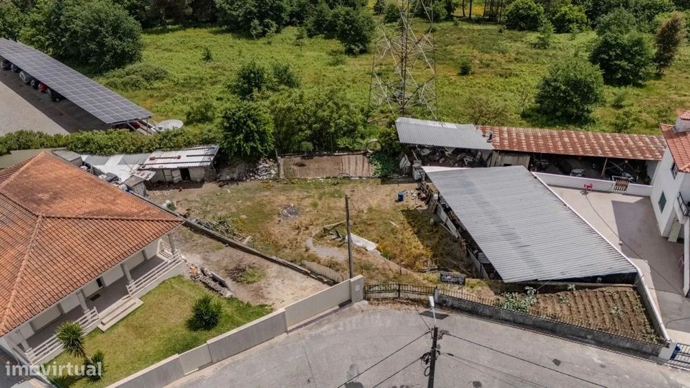 Terreno Premium em Ronfe - 860m2 para a casa dos seus Sonhos!