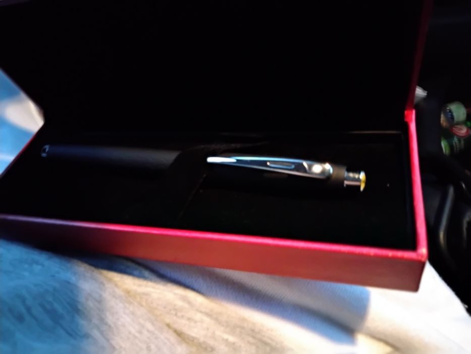 Caneta Ferrari Nova