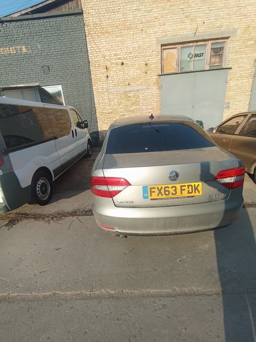 Кузові елементи Skoda superb 2 rest