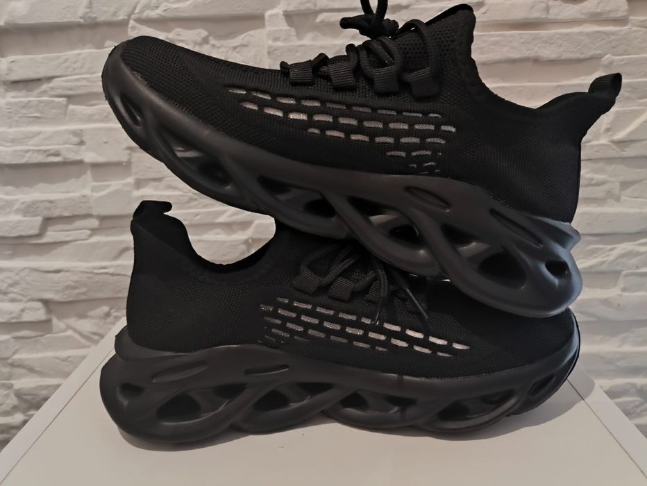 Buty sportowe męskie 39 (24,5 cm)