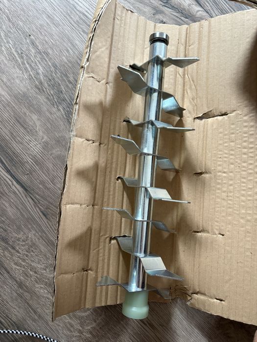 Wertykulator areator elektryczny einhell