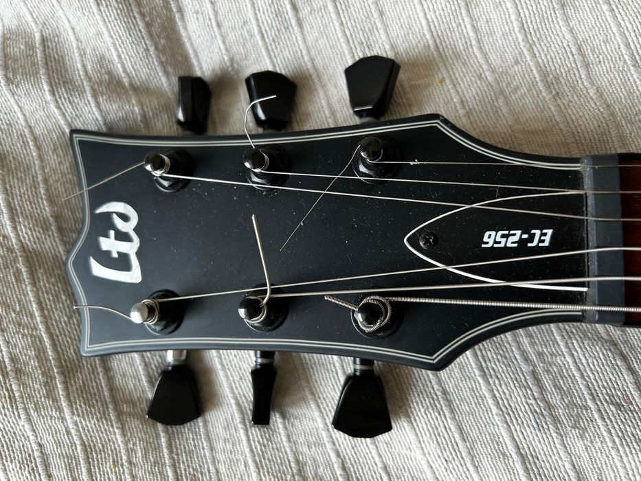 ESP LTD EC-256 Black Satin 666