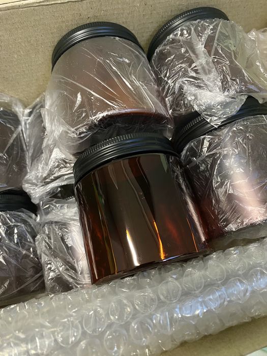 Пластикові баночки 200 мл