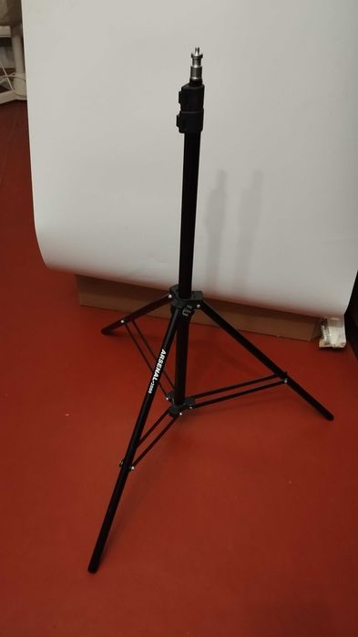 Дві Студійні стійкі Arsenal 2600 та дві Arsenal 2000