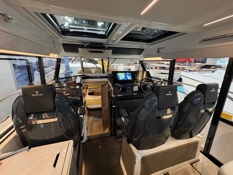 Wellcraft 38 Explorer jacht motorowy 3x 350 km Mercury - NOWY !