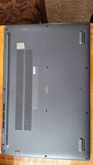 Dell Latitude 3550 I7 1355U 16GB DDR5  512 SSD  15.6 FullHD IPS