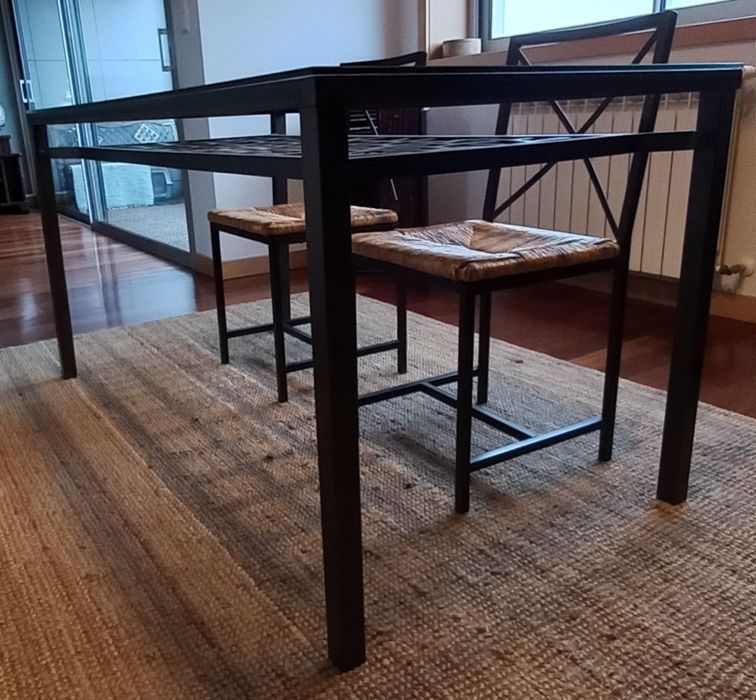 Mesa de sala de jantar