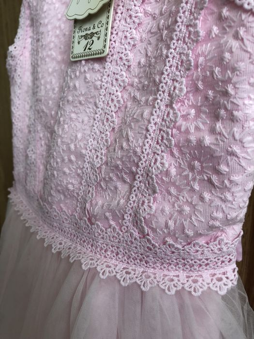 Рожева сукня, 8-10, з вишивкою рішельє, святкова для дівчинки