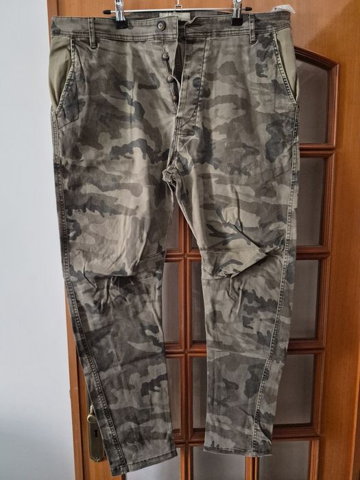 Calças Camuflado Skinny Tamanho 44