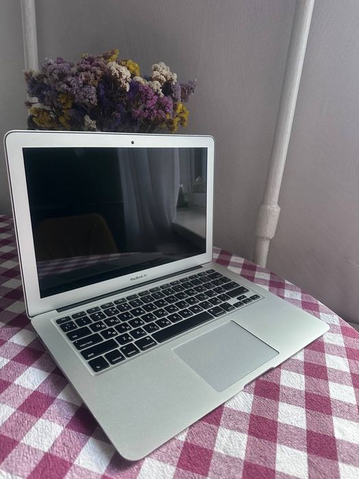 Ноутбук MacBook Air i7 2017