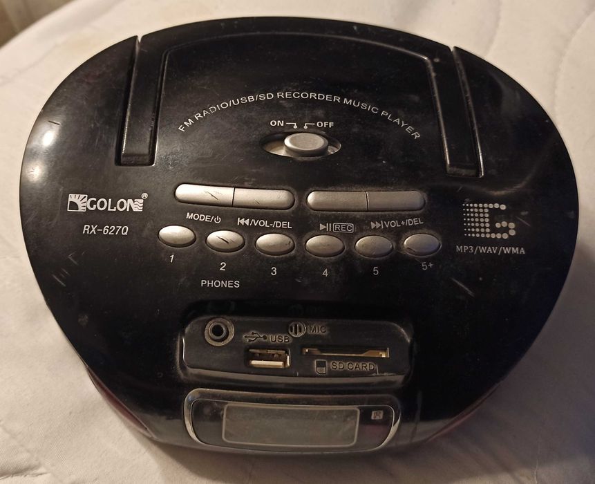 Колонка-радиоприемник бумбокс GOLON RX-627Q