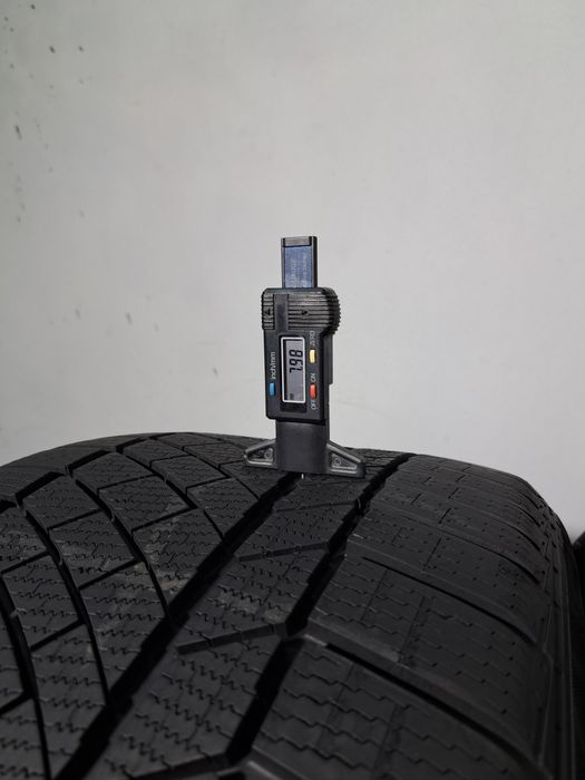 Шини колеса 295 35 R19 CONTINENTAL ContiWinterContact TS830P Зима