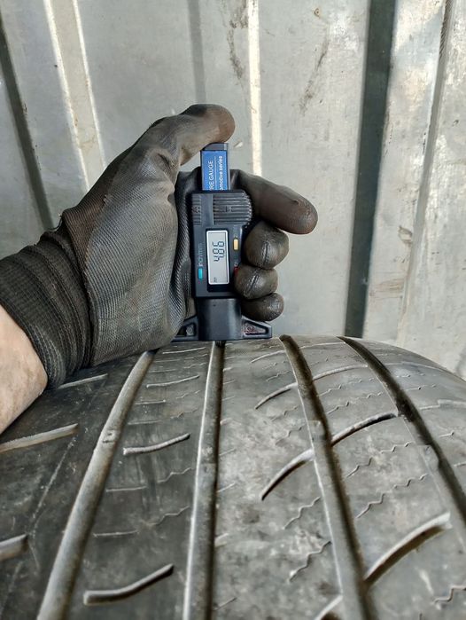 Шини TravelStar UN33 235/55 R19 101V Б/У 4,5 мм