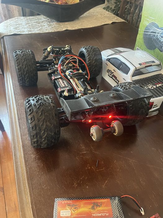 Carro RC JLB 21101 (120A) 1/10