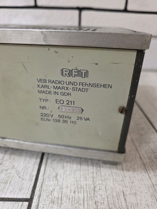 вінтажний одноканальний сервісний осцилограф RFT EO 211