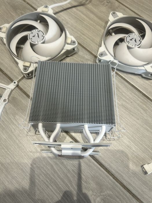 Chłodzenie Arctic lga1200