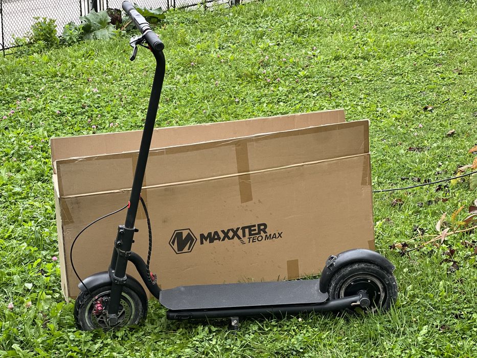 Maxxter teo Max електросамокат