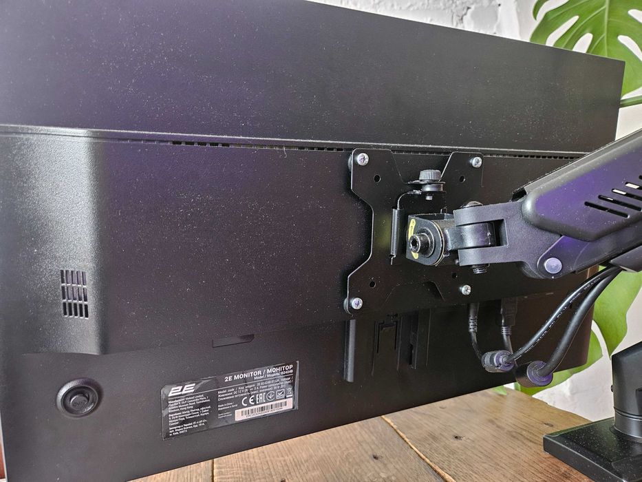 Монітор B2424B 100 Гц