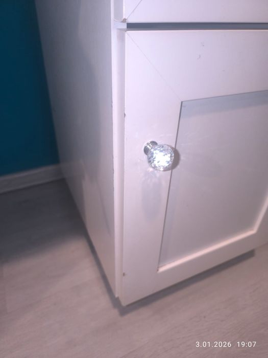 Sprzedam biurko białe