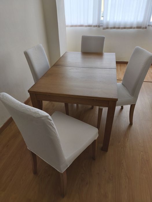 Conjunto mesa extensível+cadeiras