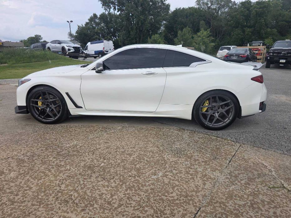 Infiniti Q60 Sport      2017