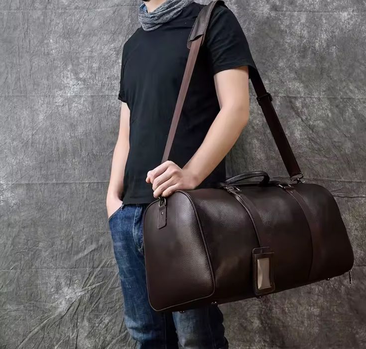 Шкіряна сумка для подорожей