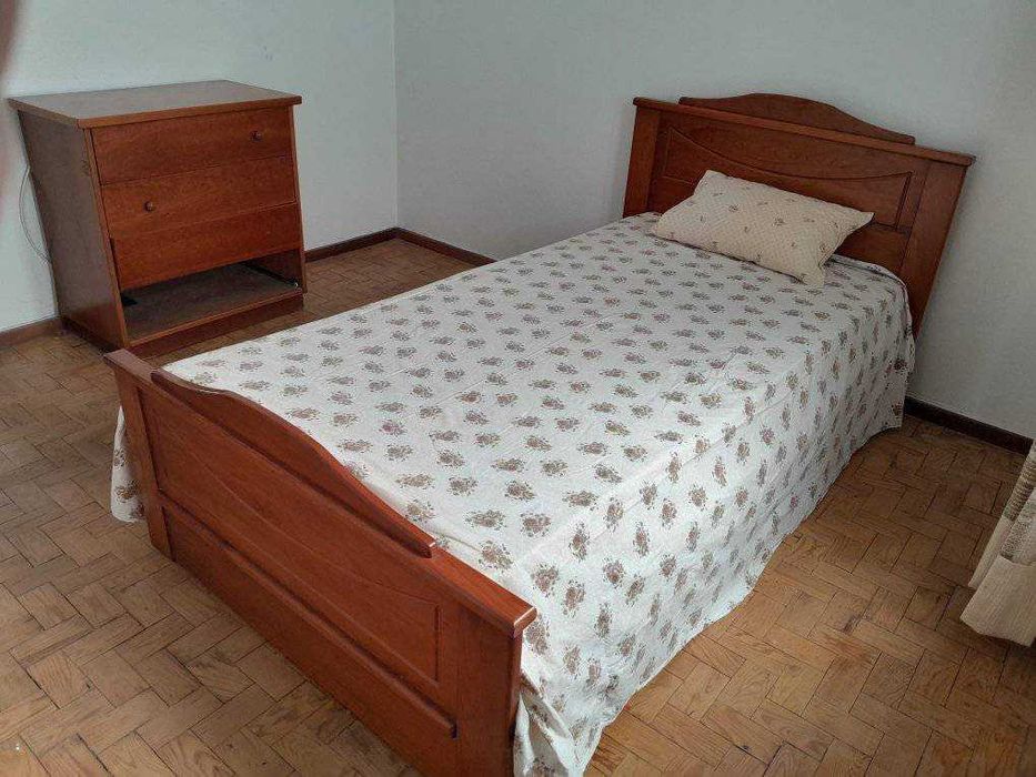 Quarto para arrendar despesas incluidas perto aeroporto lisboa