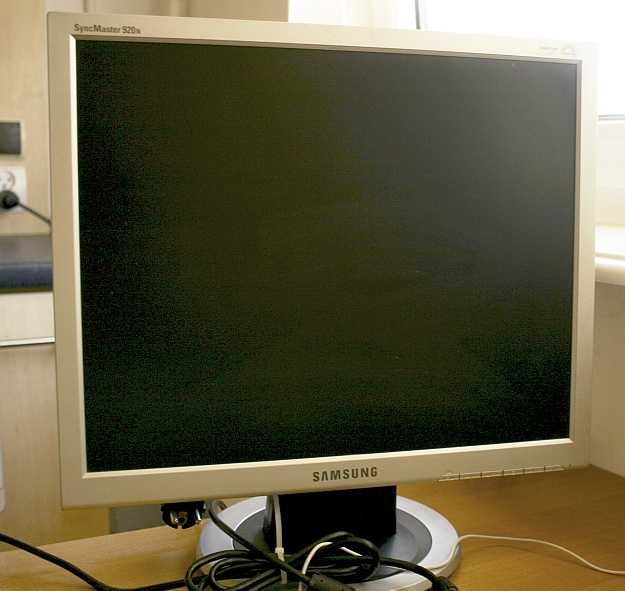 Monitor Samsung 920N  - z usterką