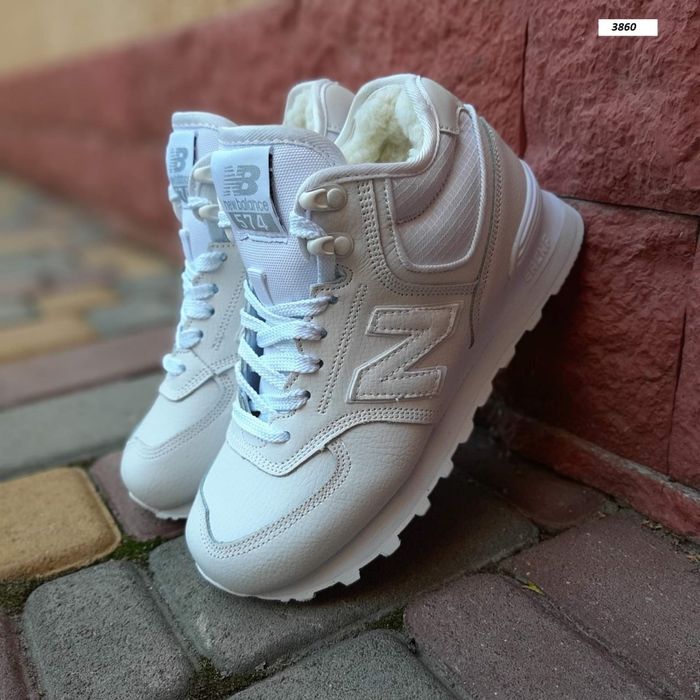 Зимові жіночі кросівки new balance 574 winter white fur хутро білі