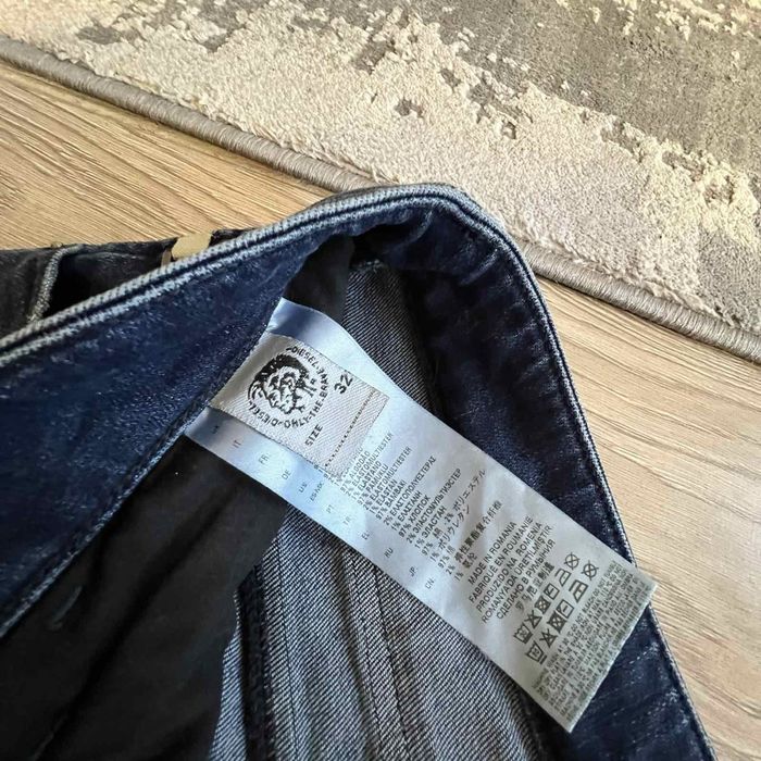 Джинси  DiESEL  DIESEL  джинси