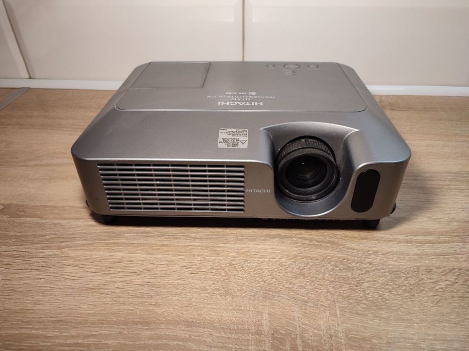 Проектор Hitachi ED-X12
Проектор Hitachi ED-X12. На запчастини