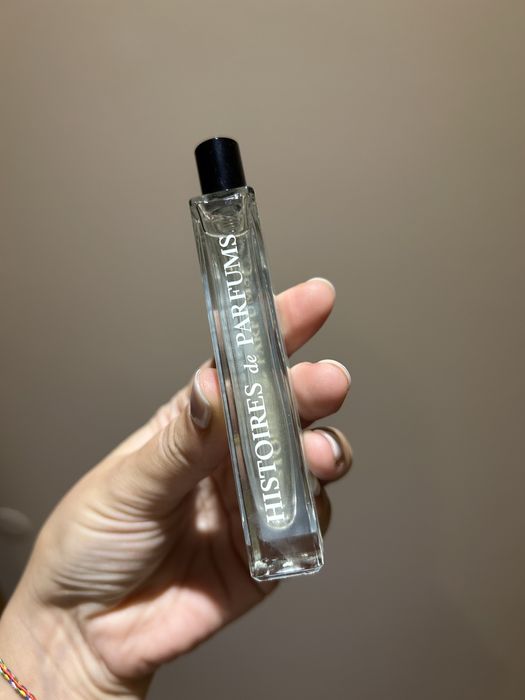 Vendo perfume Histoires de Parfums