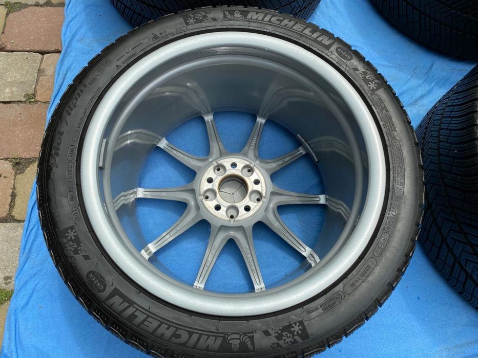 Продам оригинальные диски AMG R19