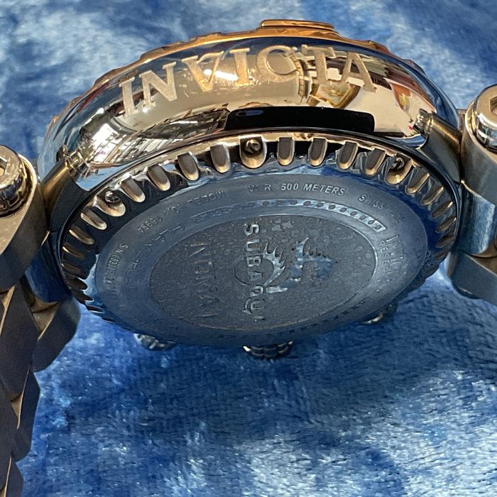 Relógio invicta Quartz por estriar