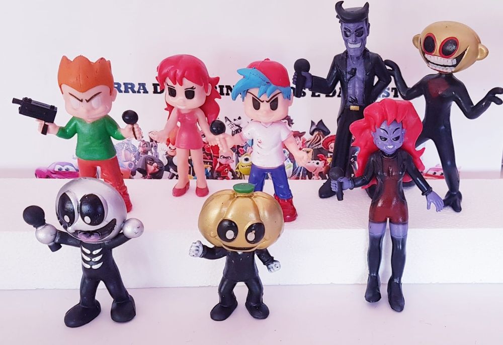 Conjunto 8 pcs Friday Night Funkin (Portes Incluidos)
